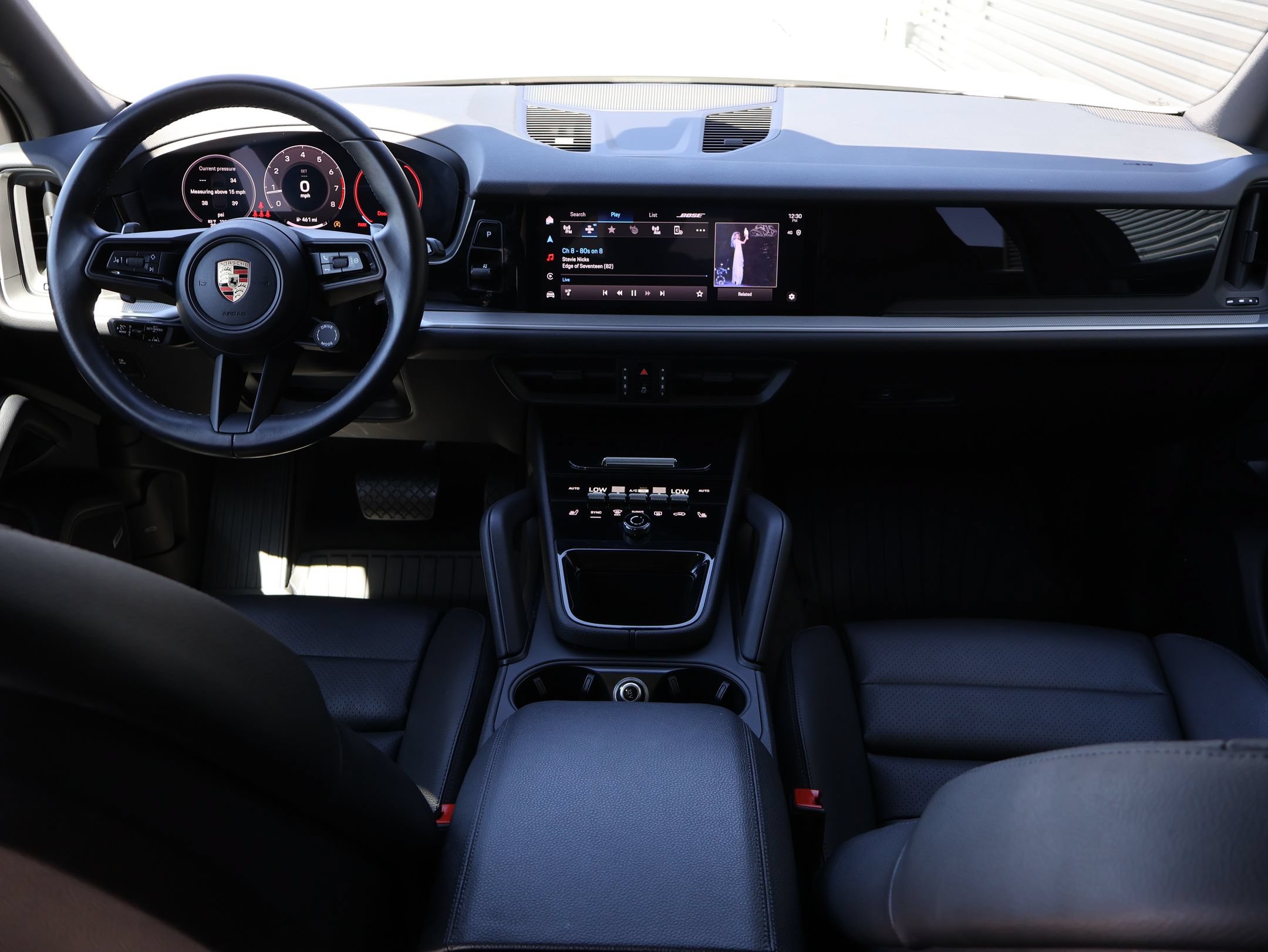 Certified 2024 Porsche Cayenne AWD/4WD image 29