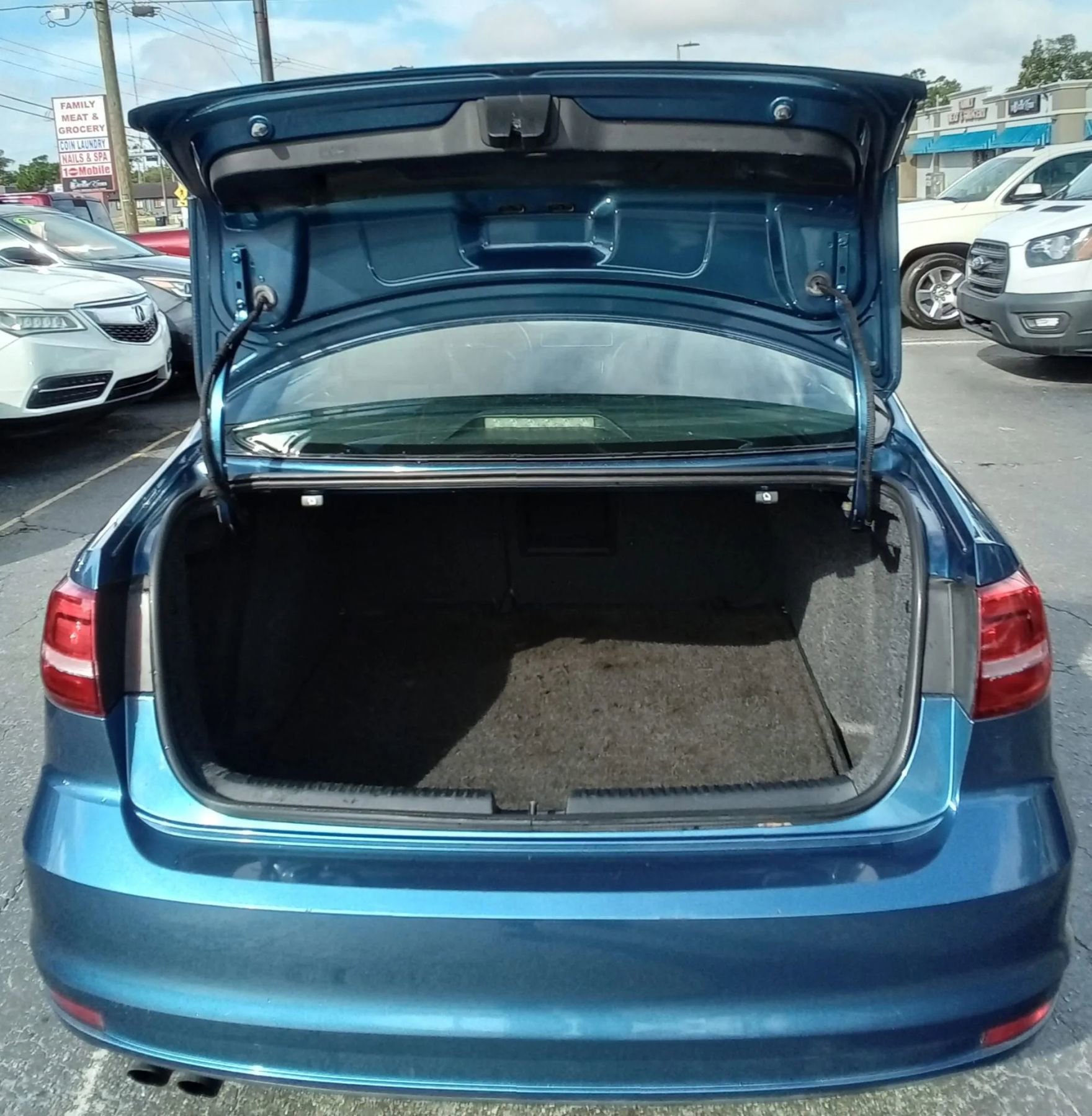 Used 2015 Volkswagen Jetta SE image 19