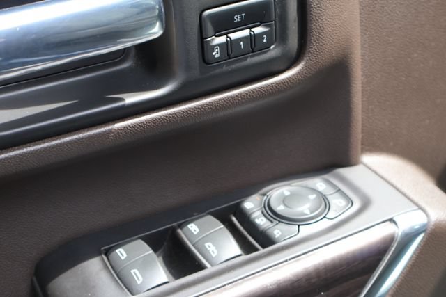 Used 2022 Chevrolet Silverado 2500 LTZ w/ LTZ Premium Package AWD/4WD image 19