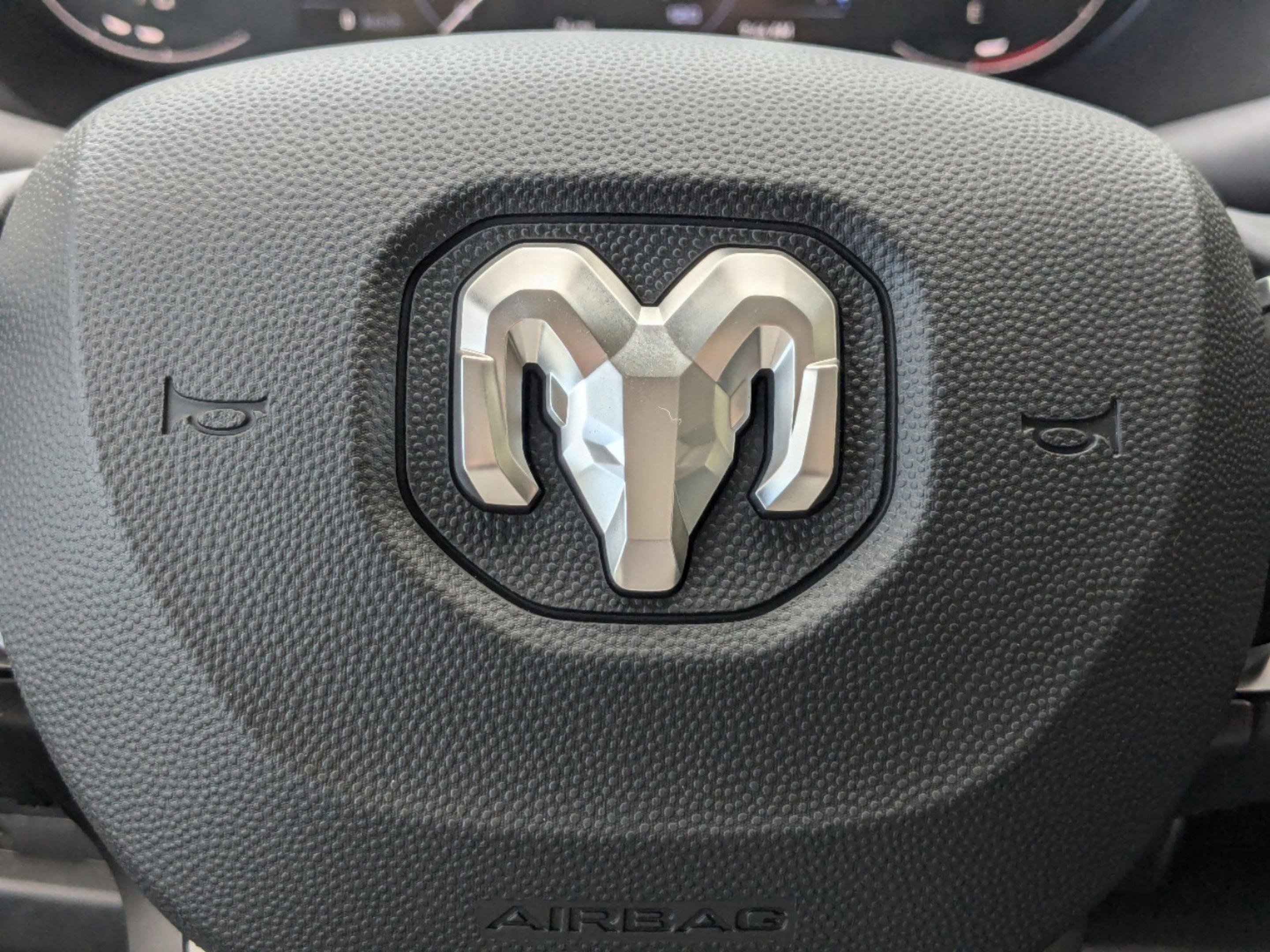 New 2025 RAM ProMaster 3500 w/ Leather Interior Group image 38