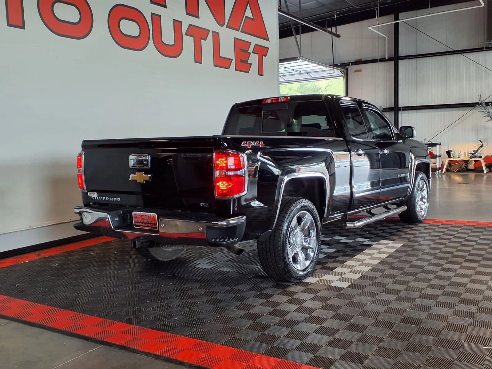 Used 2014 Chevrolet Silverado 1500 LTZ w/ LTZ Plus Package AWD/4WD image 7