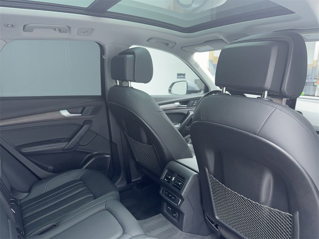 Used 2022 Audi Q5 2.0T Premium Plus w/ Premium Plus Package image 49