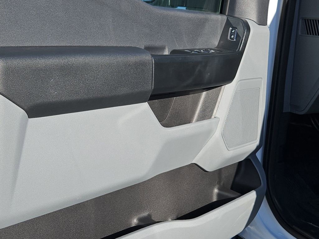 New 2025 Ford F350 XL image 21