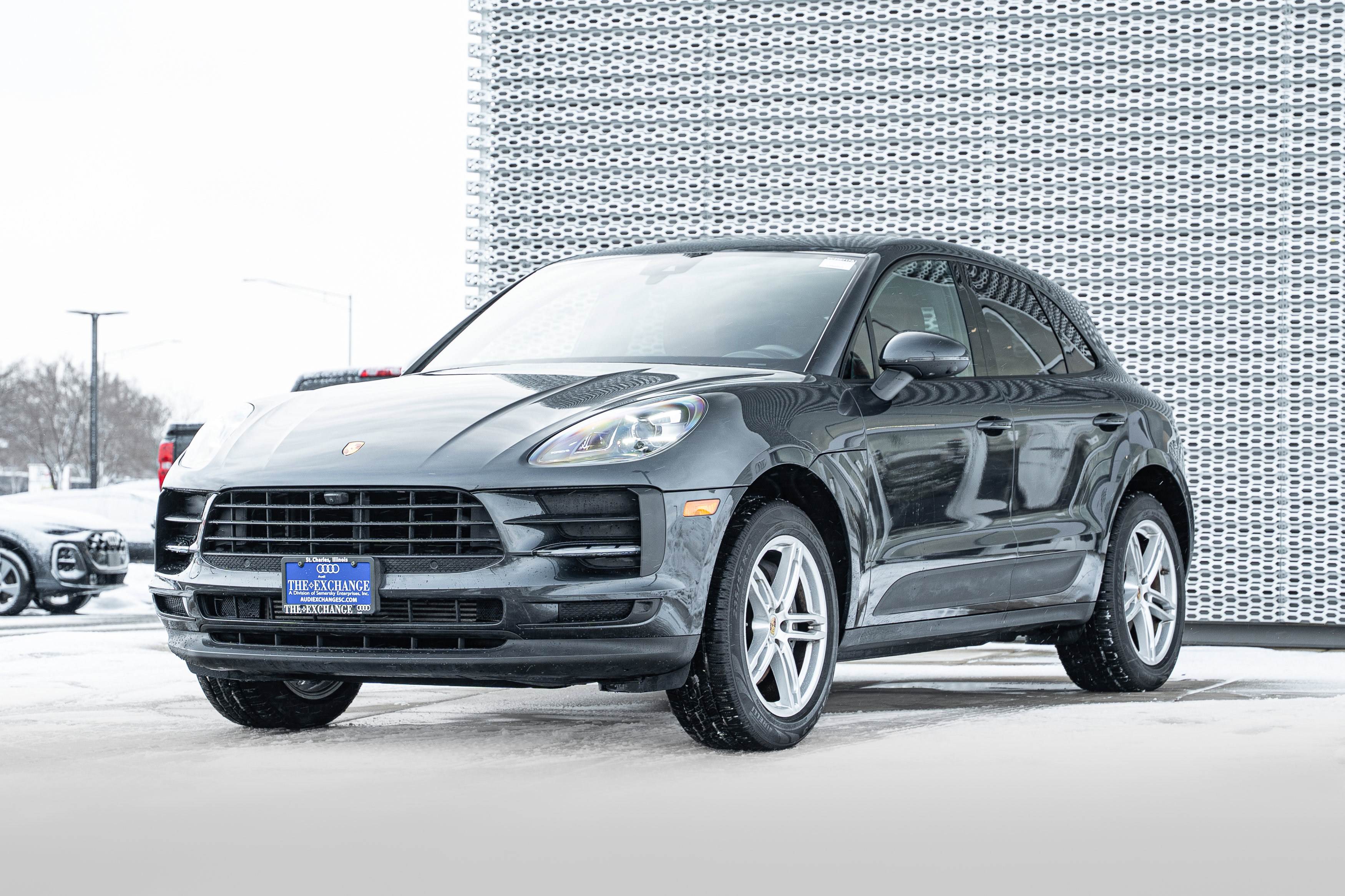Used 2021 Porsche Macan image 7