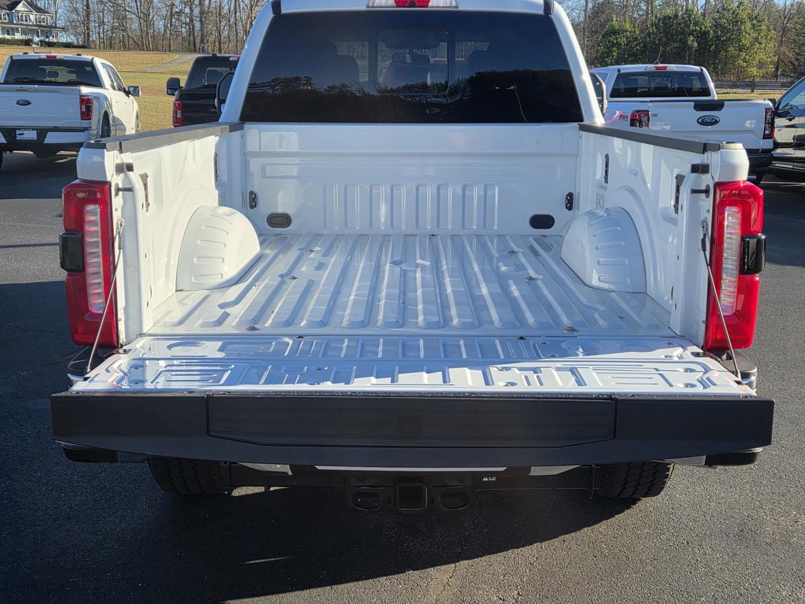 Used 2025 Ford F350 Lariat w/ Lariat Ultimate Package AWD/4WD image 8