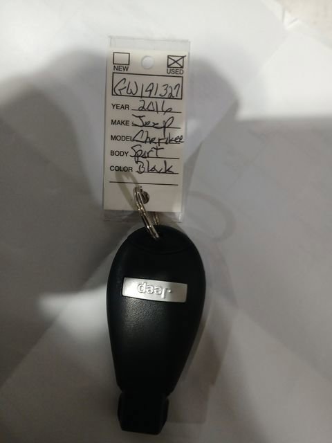 Used 2016 Jeep Cherokee Sport image 44