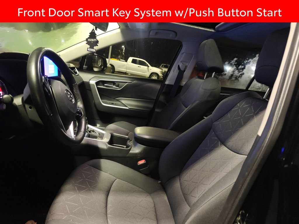 Used 2023 Toyota RAV4 XLE image 6