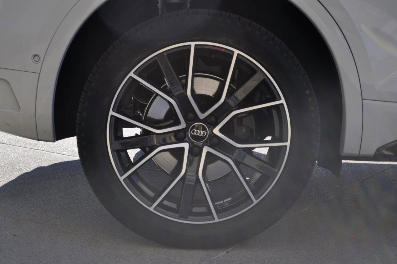 Used 2024 Audi SQ5 Prestige image 8