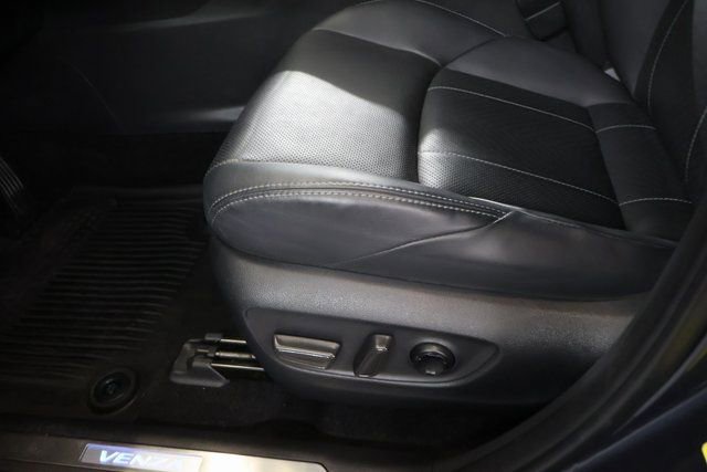 Certified 2024 Toyota Venza Limited AWD/4WD image 12