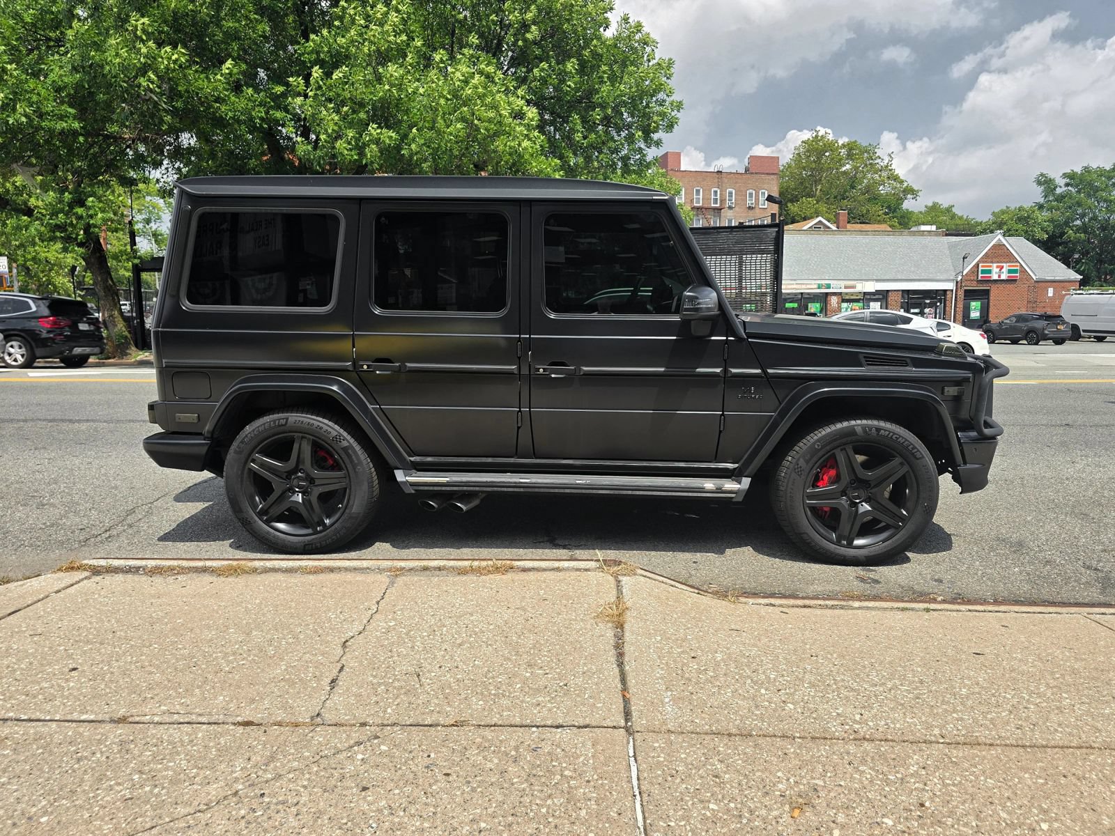 Used 2016 Mercedes-Benz G 63 AMG 4MATIC image 6