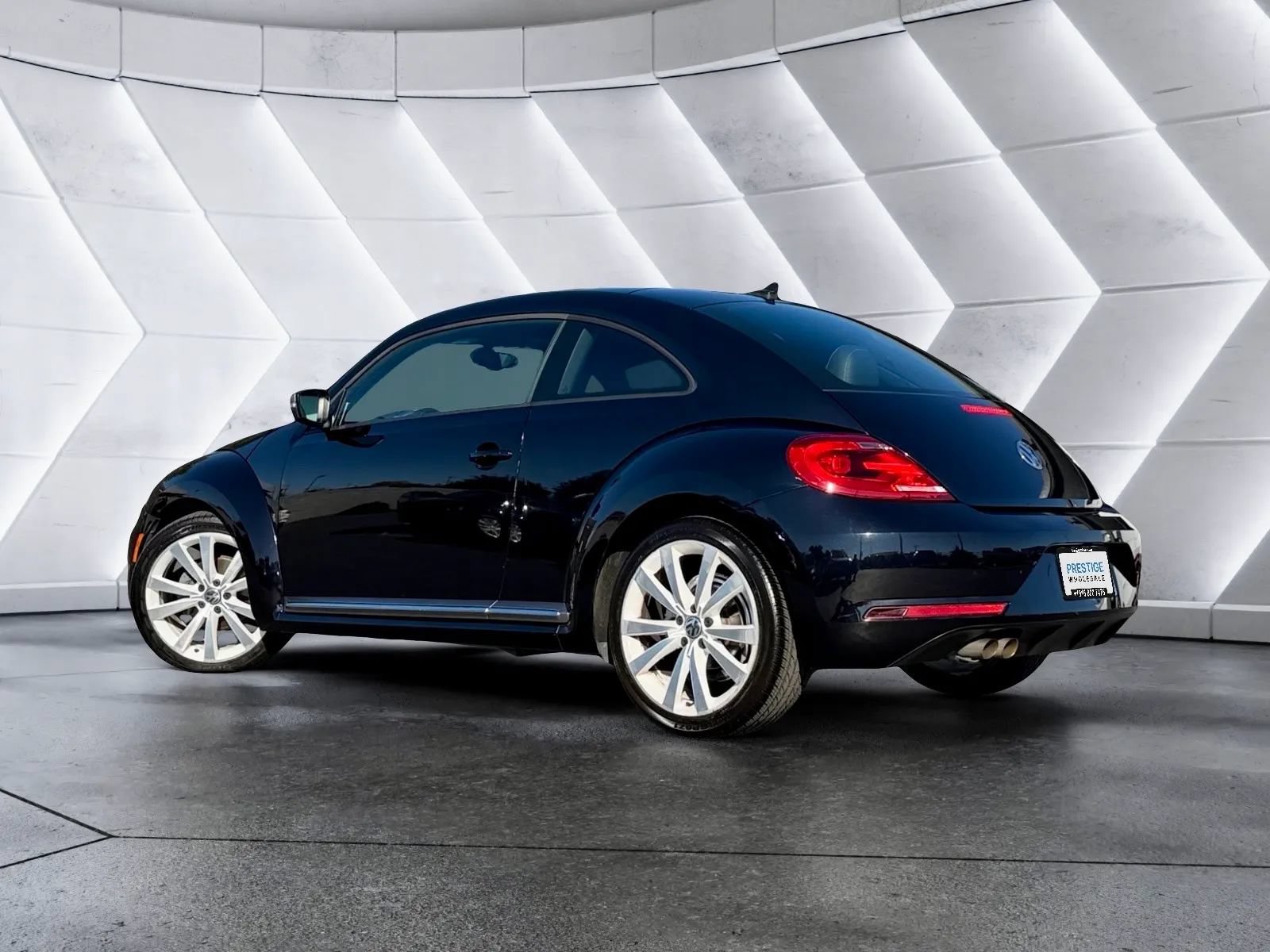 Used 2014 Volkswagen Beetle 1.8T FWD image 6