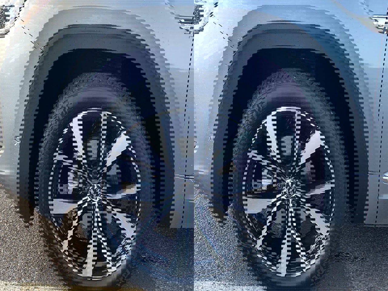 New 2026 Volkswagen Atlas SEL Premium R-Line image 6