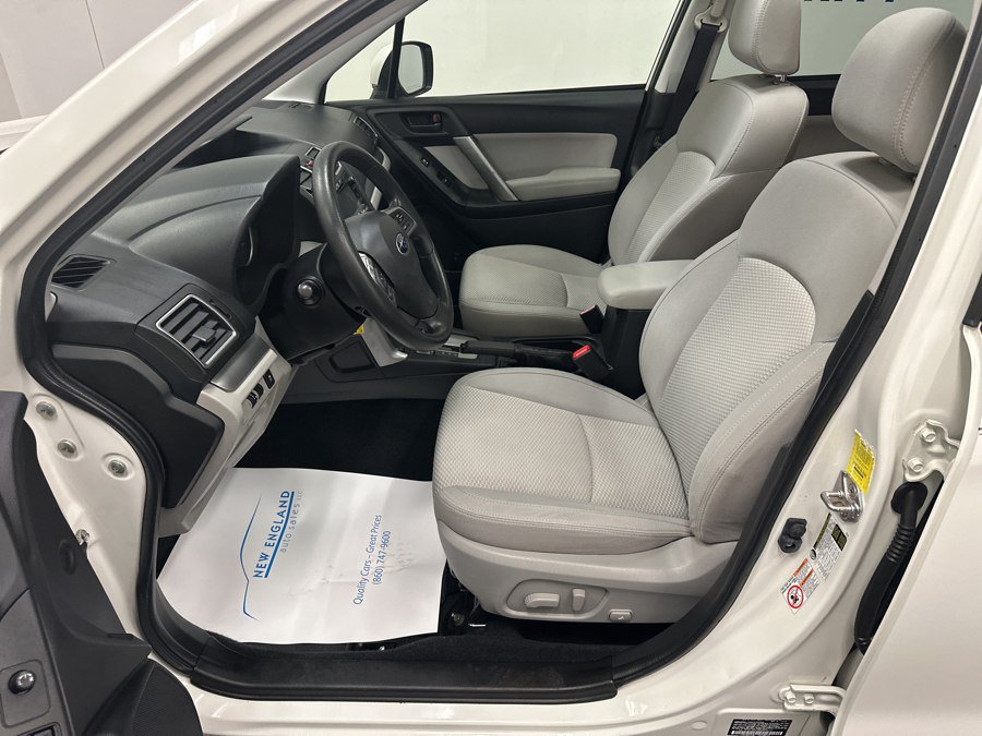 Used 2016 Subaru Forester 2.5i Premium w/ All-Weather Package AWD/4WD image 8