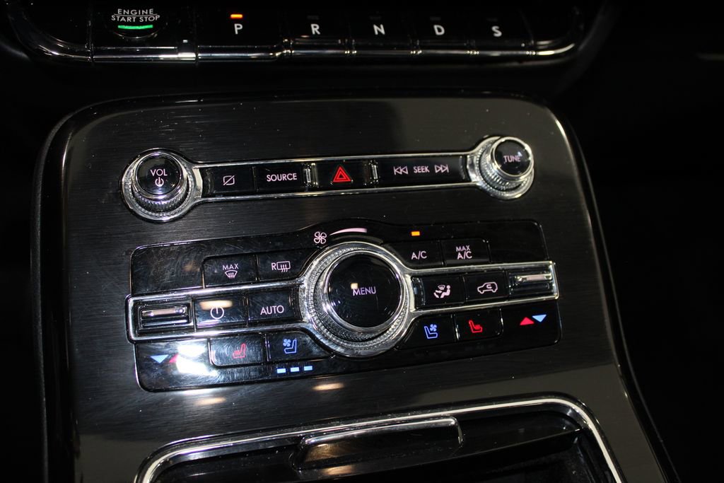 Used 2022 Lincoln Nautilus Reserve w/ Equipment Group 201A image 47