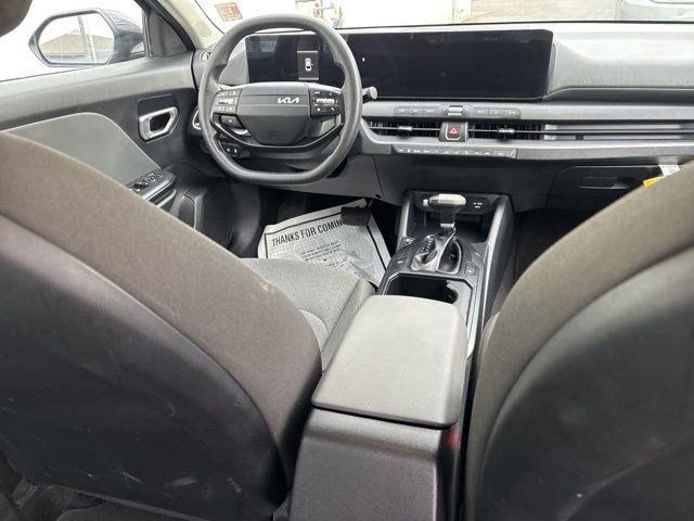 Used 2025 Kia K4 LXS image 35