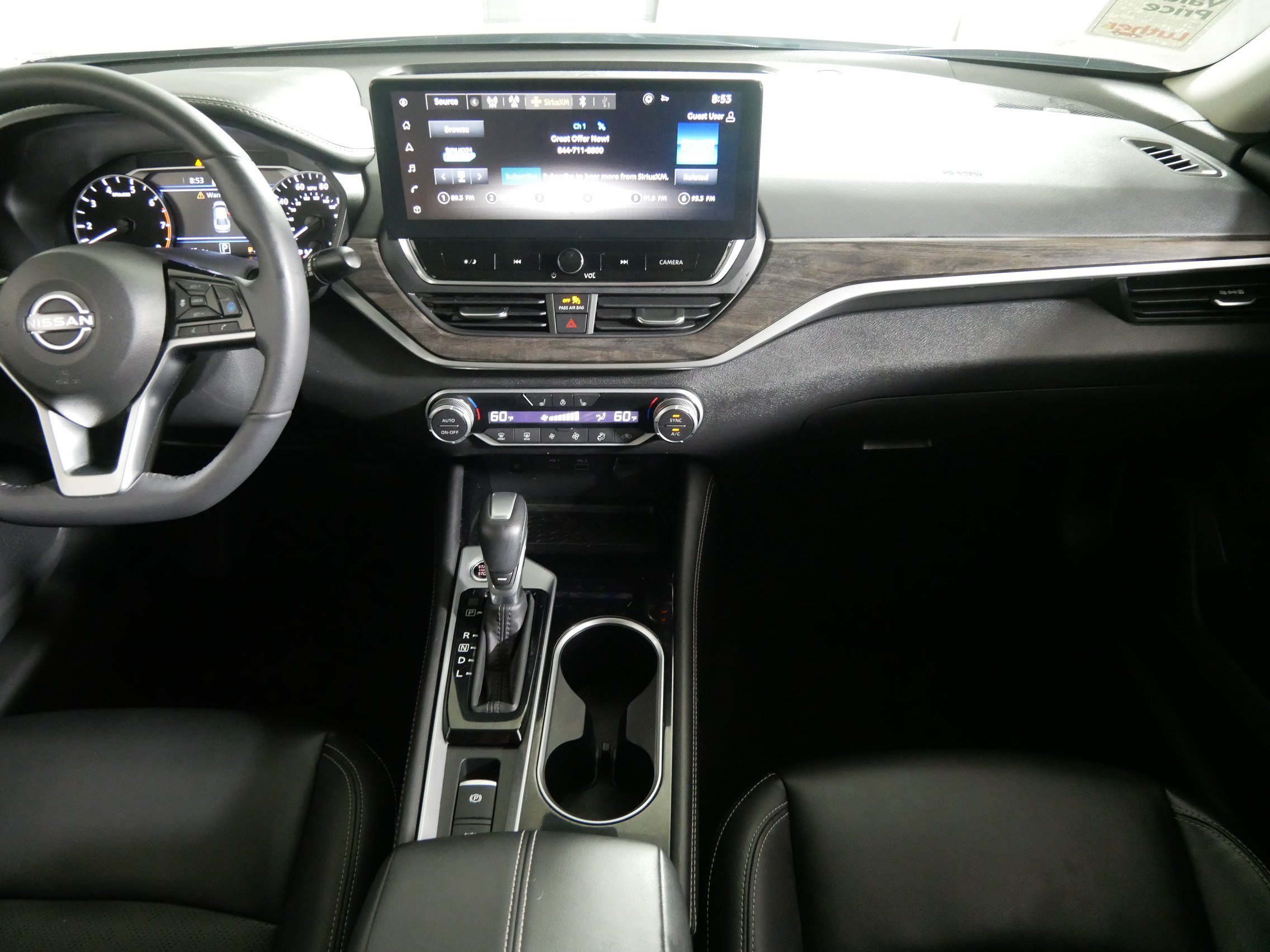 Used 2023 Nissan Altima 2.5 SL AWD/4WD image 10