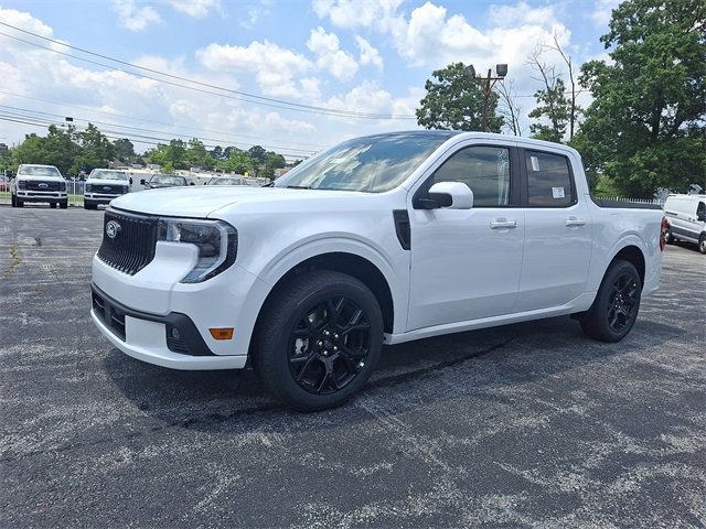 New 2025 Ford Maverick Lobo image 2