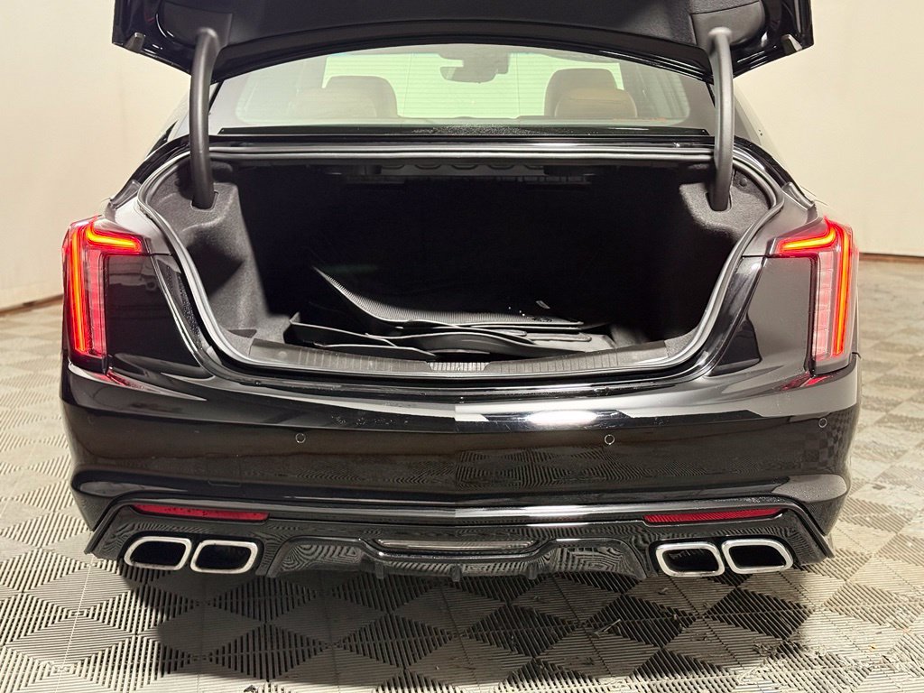 Used 2023 Cadillac CT5 V RWD image 6
