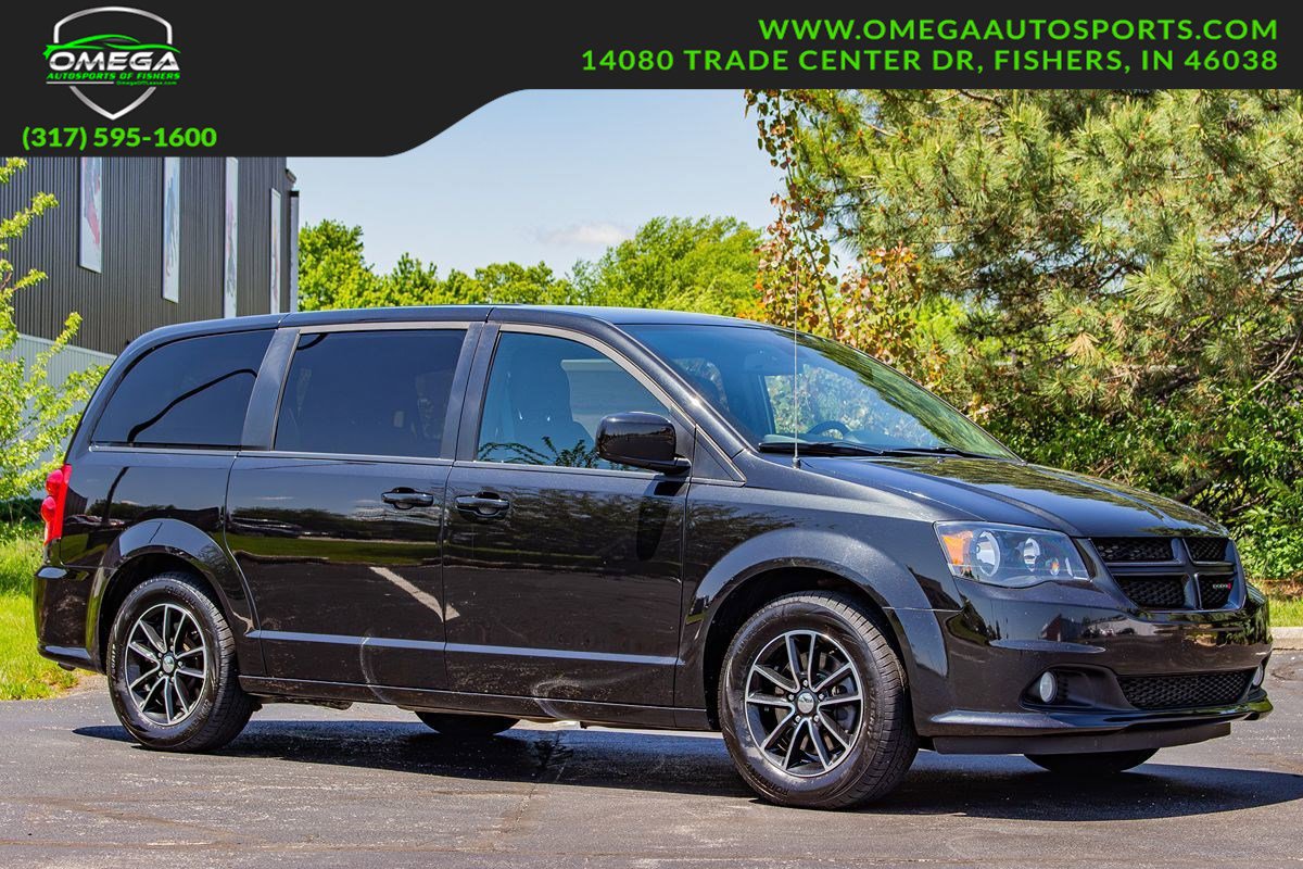 Used 2019 Dodge Grand Caravan SE FWD image 1