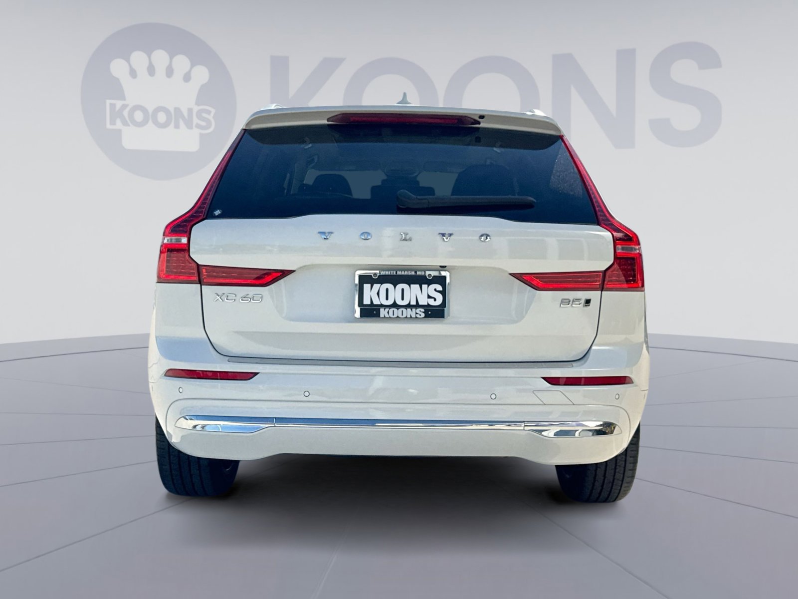 Used 2023 Volvo XC60 B5 Plus AWD/4WD image 5