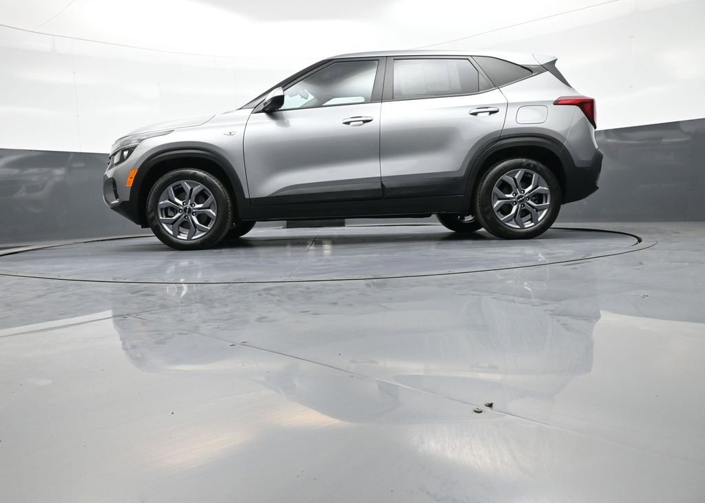 Certified 2024 Kia Seltos LX AWD/4WD image 32