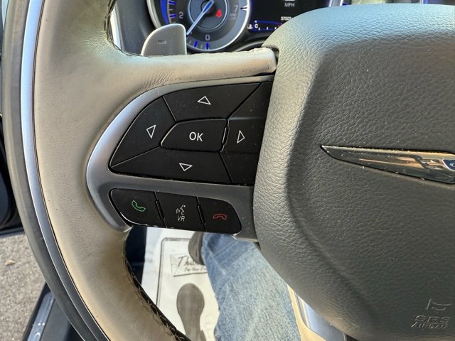 Used 2016 Chrysler 300 C Platinum w/ Safetytec Plus Group image 28