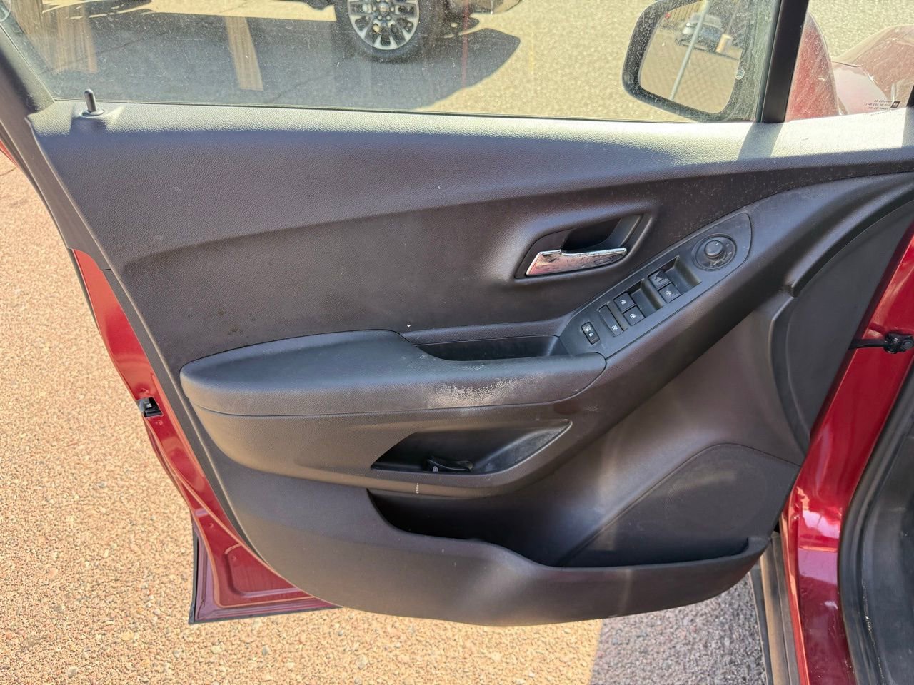 Used 2018 Chevrolet Trax LT w/ Driver Confidence Package FWD image 15