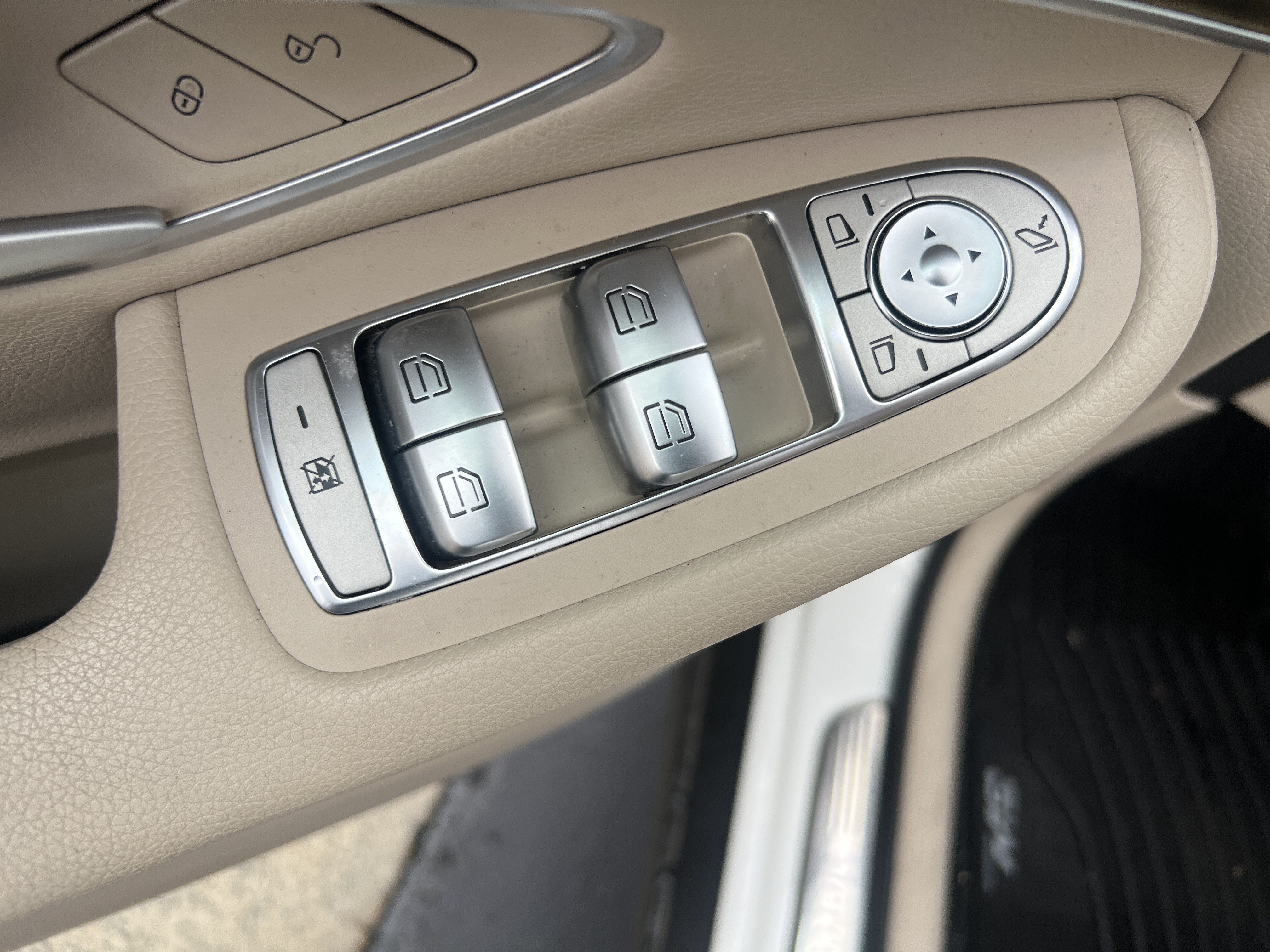 Certified 2022 Mercedes-Benz GLC 300 image 15