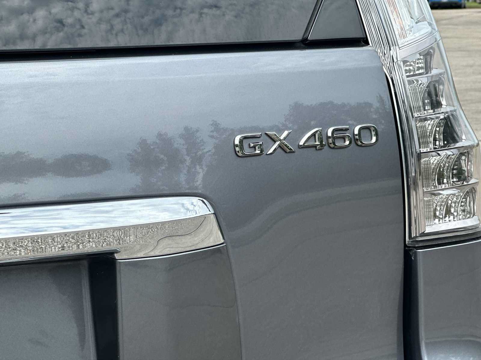 Used 2018 Lexus GX 460 Premium w/ Premium Package AWD/4WD image 13