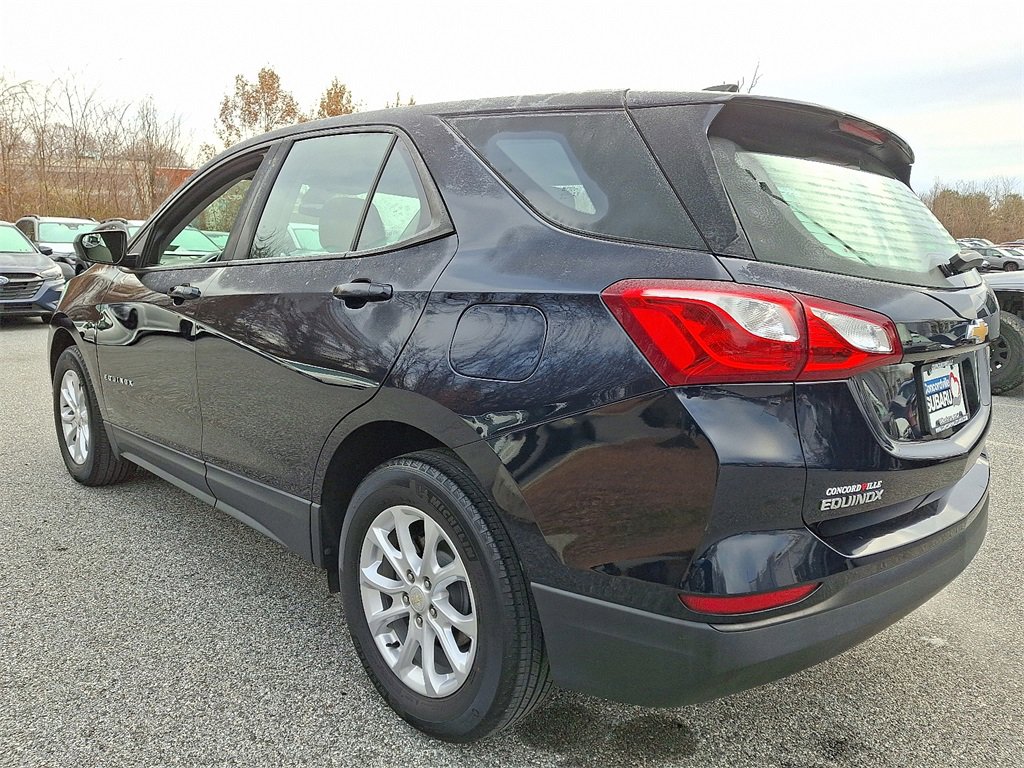 Used 2020 Chevrolet Equinox LS image 4