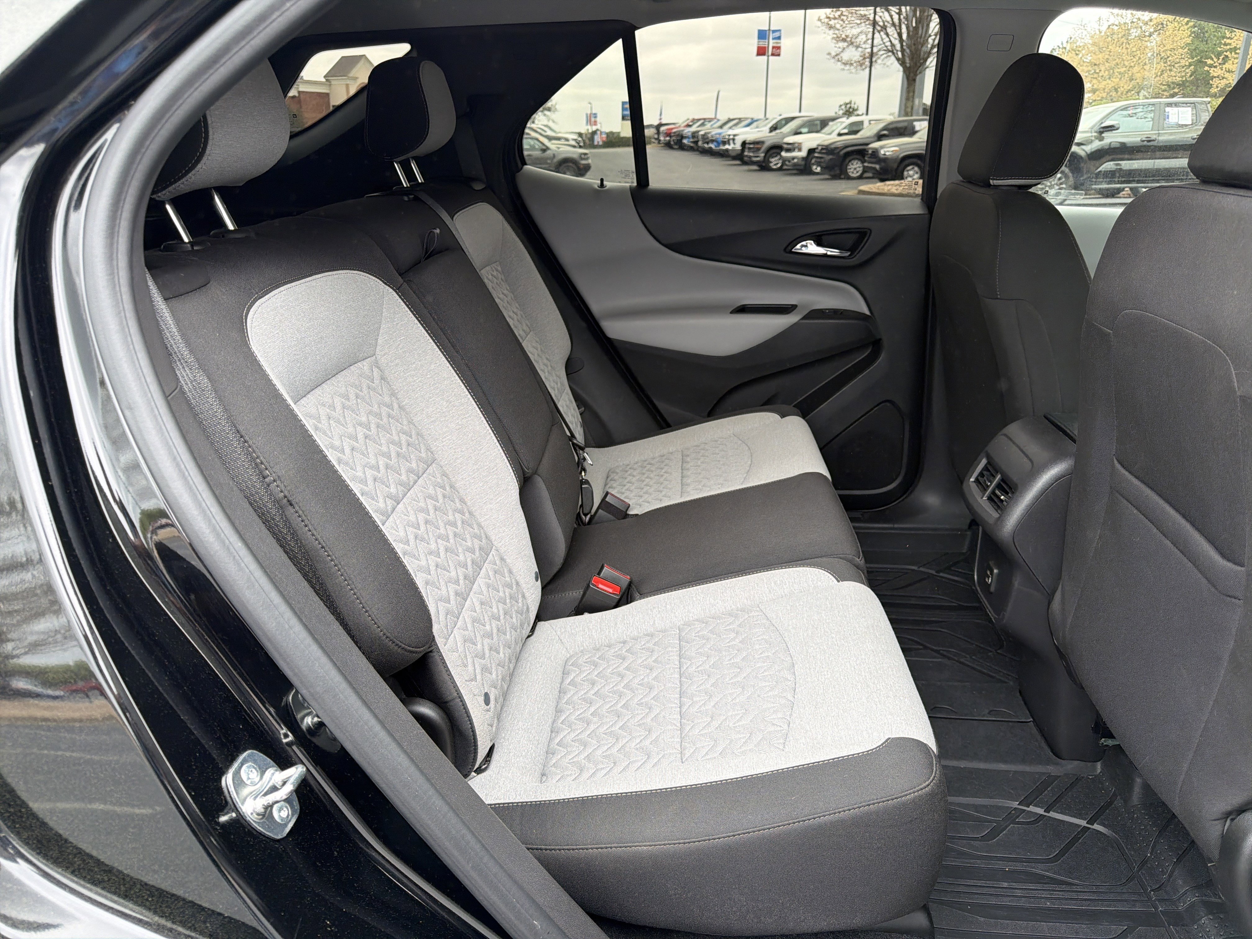 Used 2024 Chevrolet Equinox LS w/ LS Convenience Package image 15