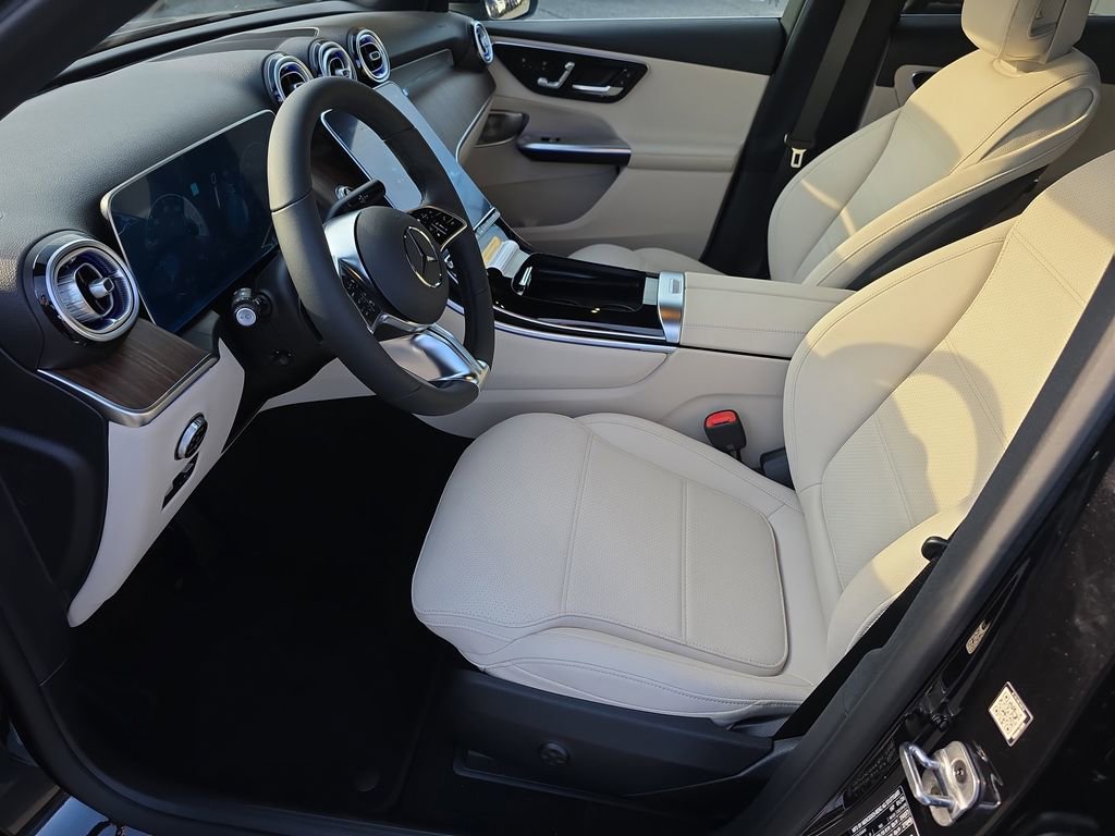 New 2026 Mercedes-Benz GLC 300 4MATIC image 7