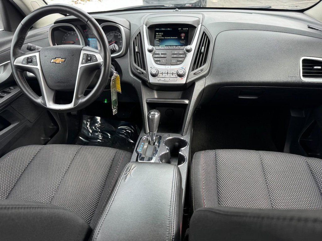 Used 2017 Chevrolet Equinox LT w/ Convenience Package image 11