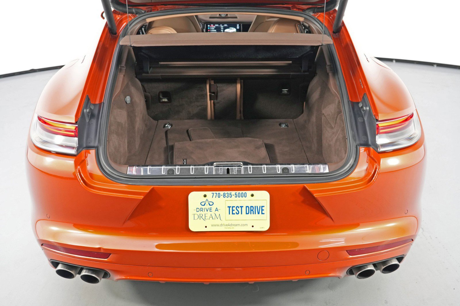 Used 2022 Porsche Panamera 4S Executive image 10