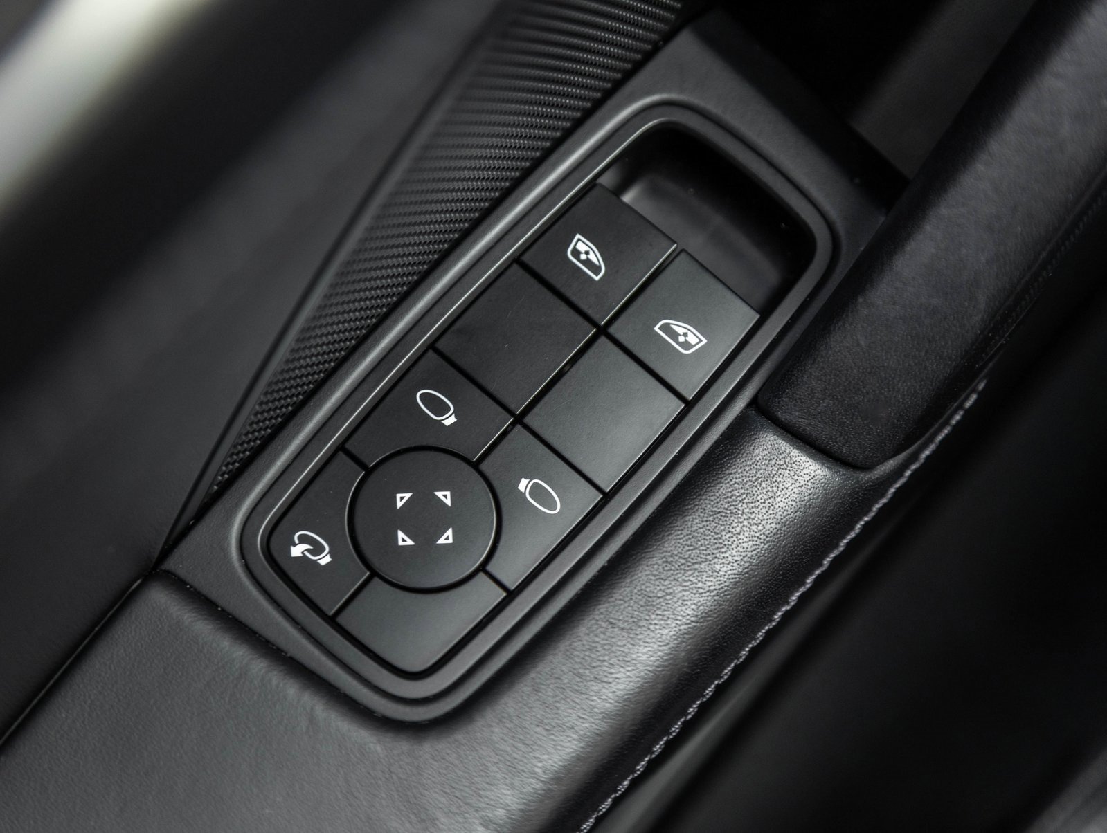 Certified 2022 Porsche 911 Turbo S image 19