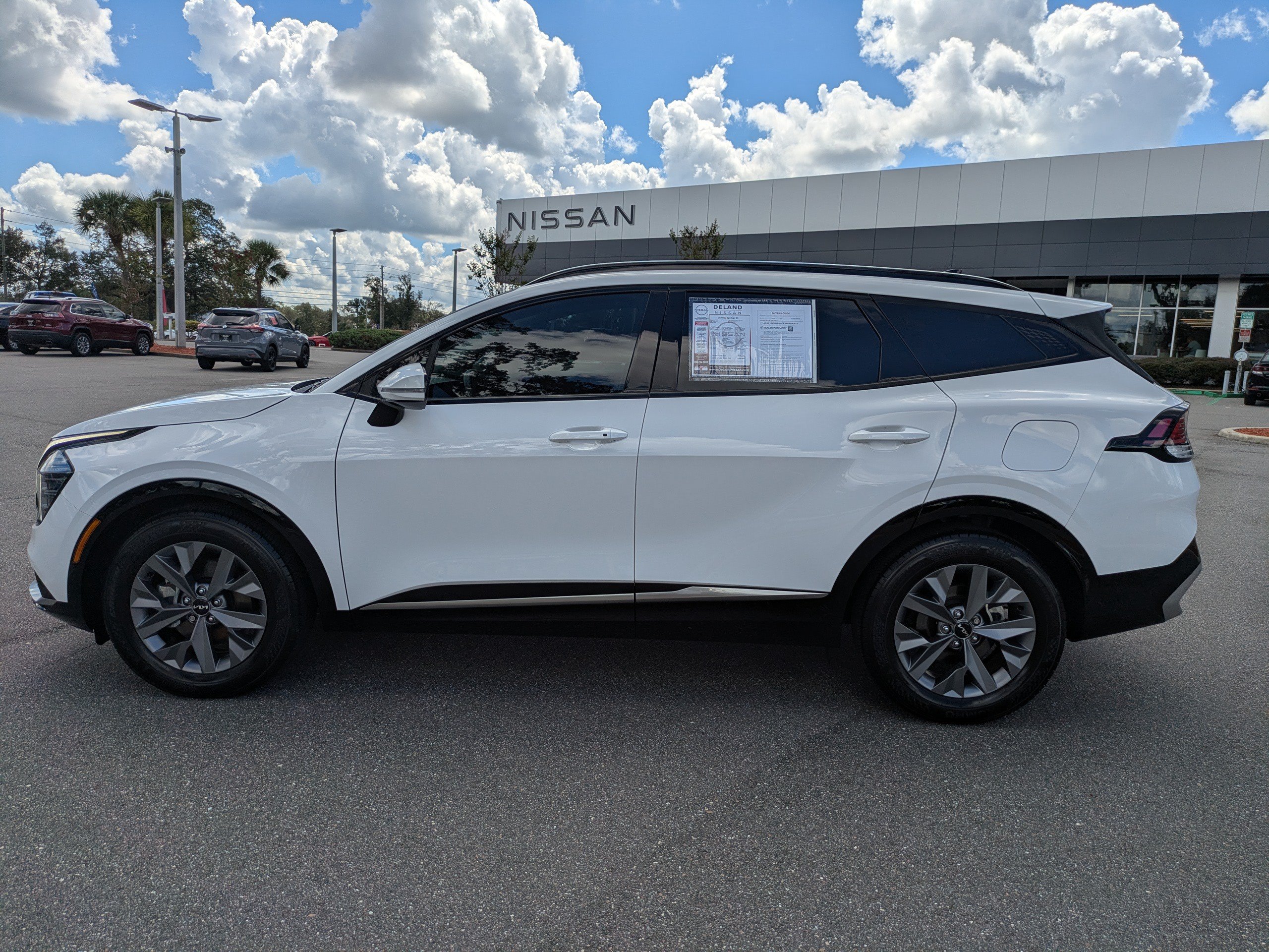 Used 2025 Kia Sportage SX FWD image 7