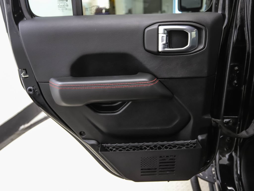 Used 2021 Jeep Wrangler Unlimited Rubicon AWD/4WD image 20