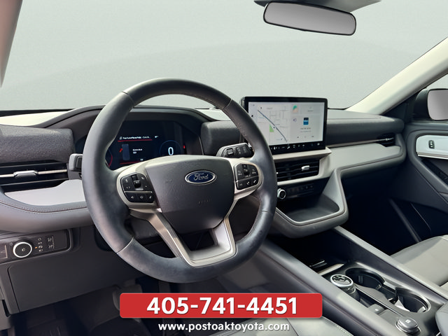 Used 2025 Ford Explorer Active w/ Active Comfort Package RWD image 35