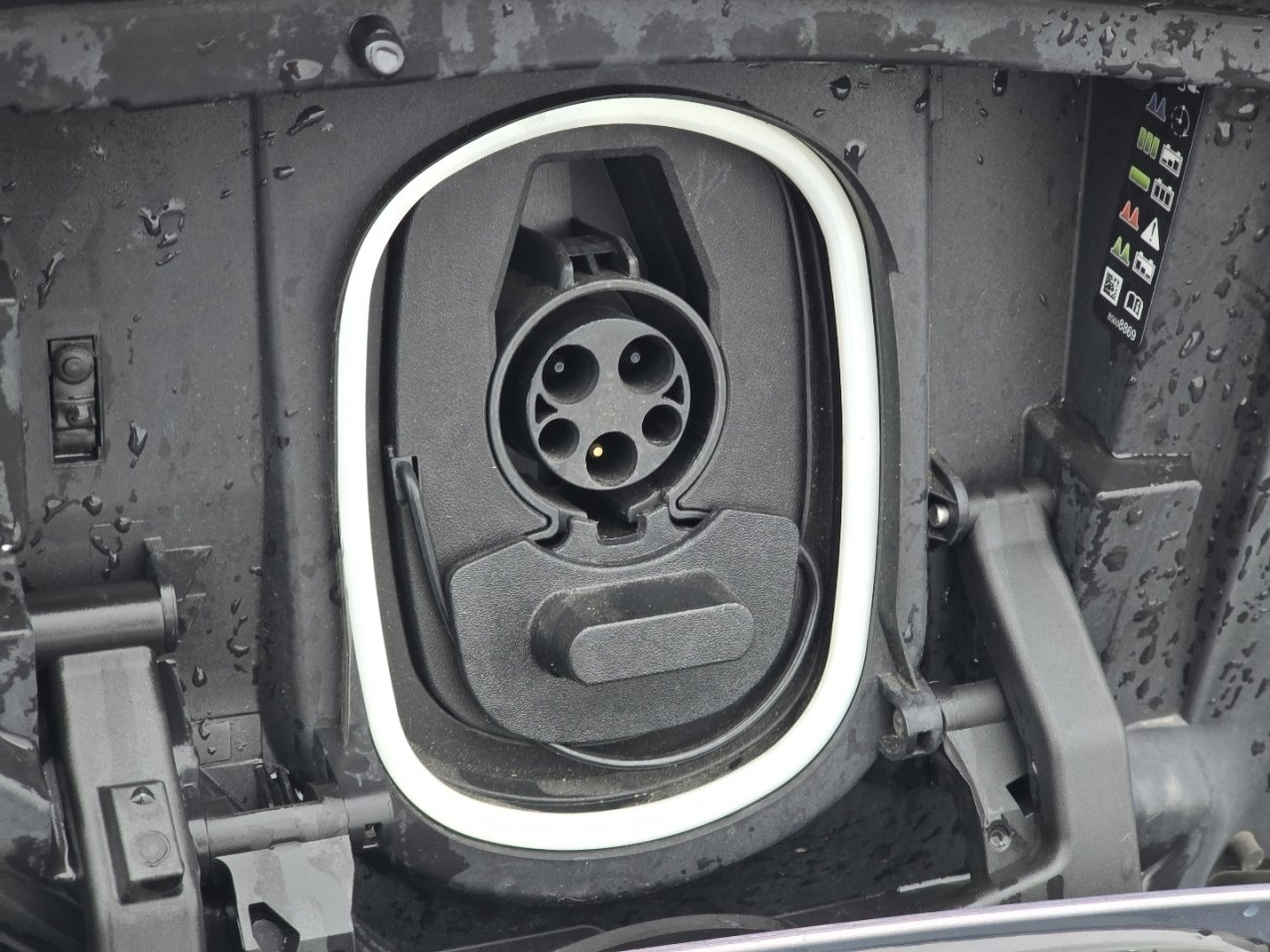 Used 2024 Chevrolet Blazer EV RS image 10