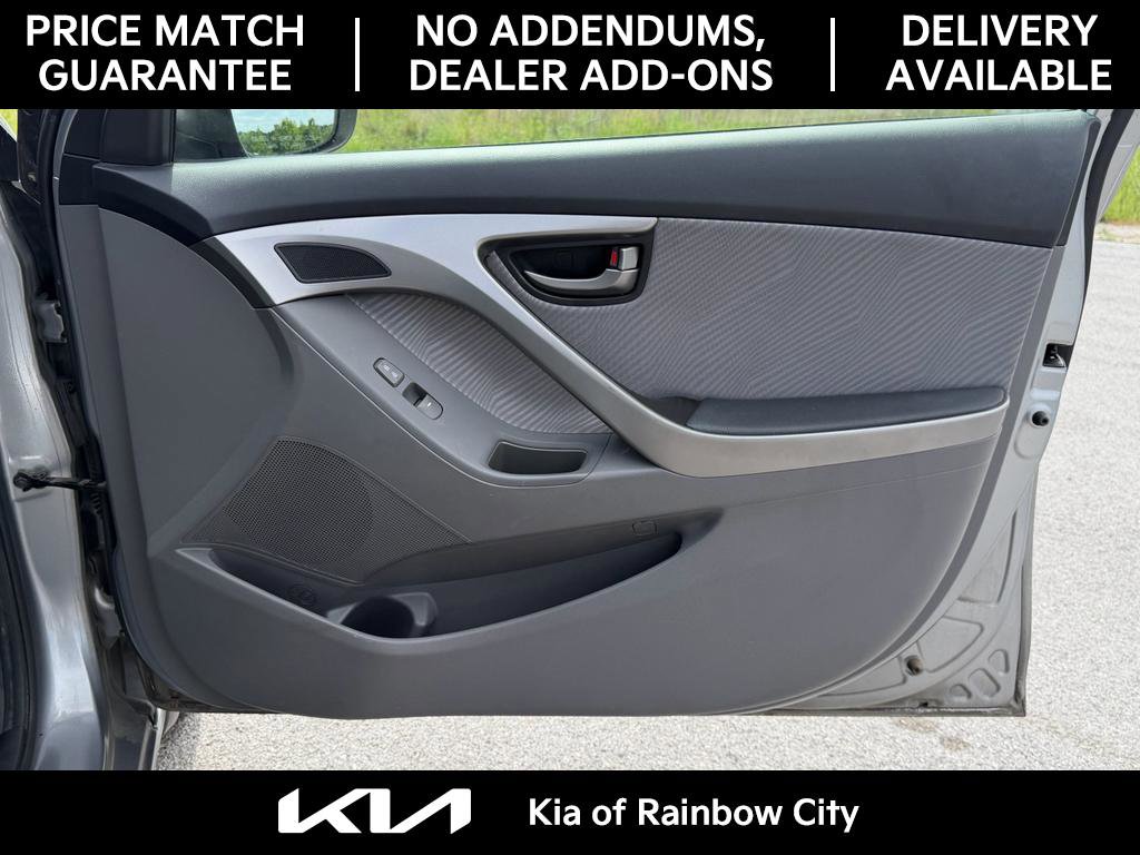 Used 2013 Hyundai Elantra GLS w/ Preferred Pkg FWD image 18
