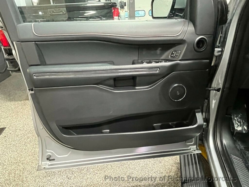 Used 2024 Ford Expedition Max Limited image 13