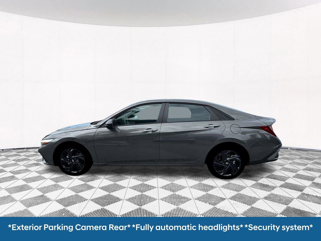New 2026 Hyundai Elantra Sport w/ Cargo Package FWD image 4