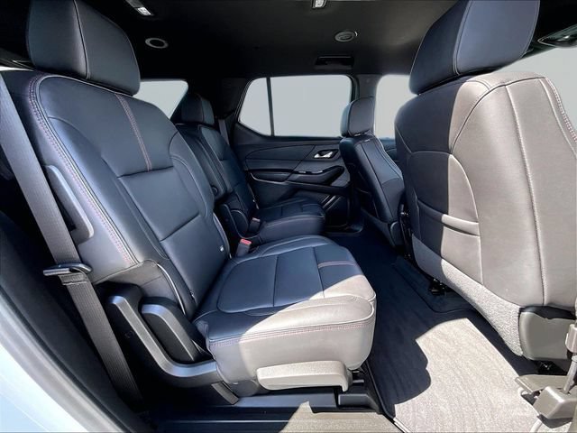 Used 2023 Chevrolet Traverse RS AWD/4WD image 16