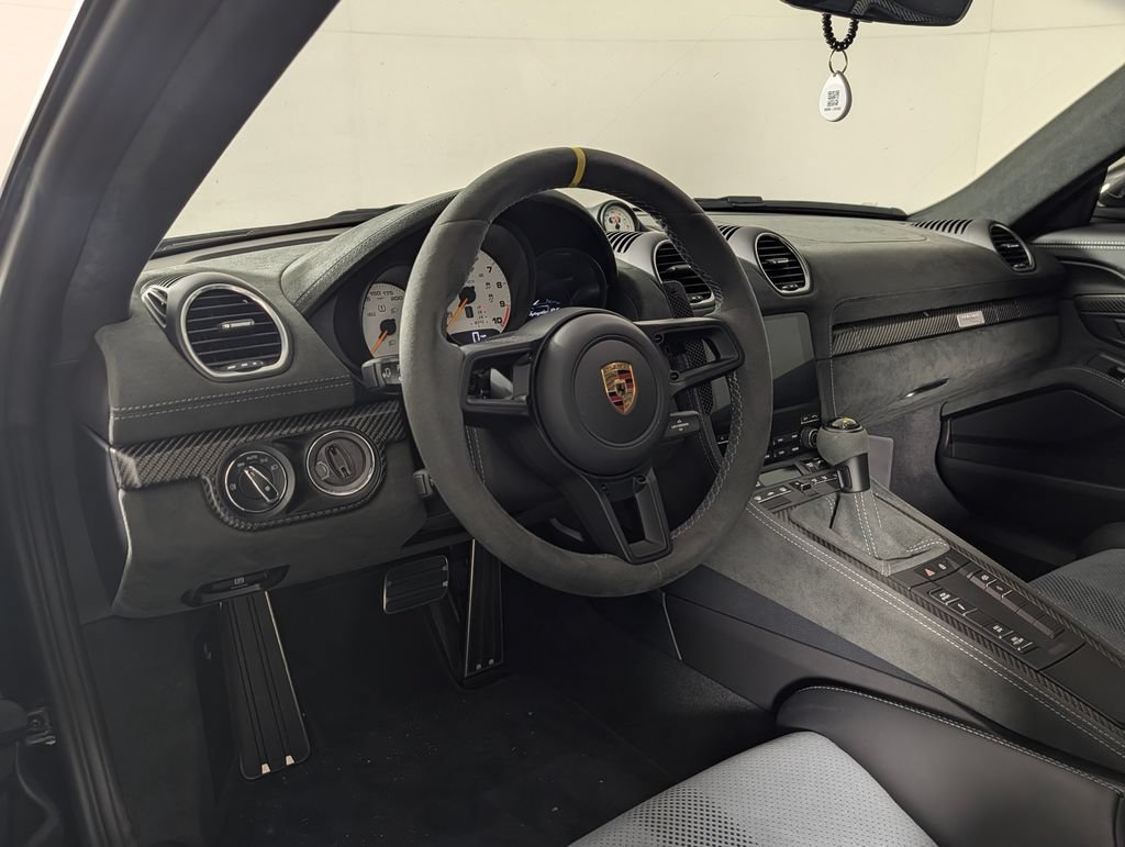 Certified 2024 Porsche 718 Boxster Spyder RS RWD image 3
