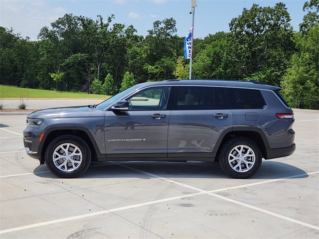 Used 2022 Jeep Grand Cherokee L Limited image 5