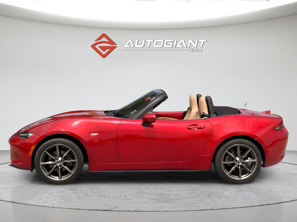 Used 2017 MAZDA MX-5 Miata Grand Touring RWD image 3