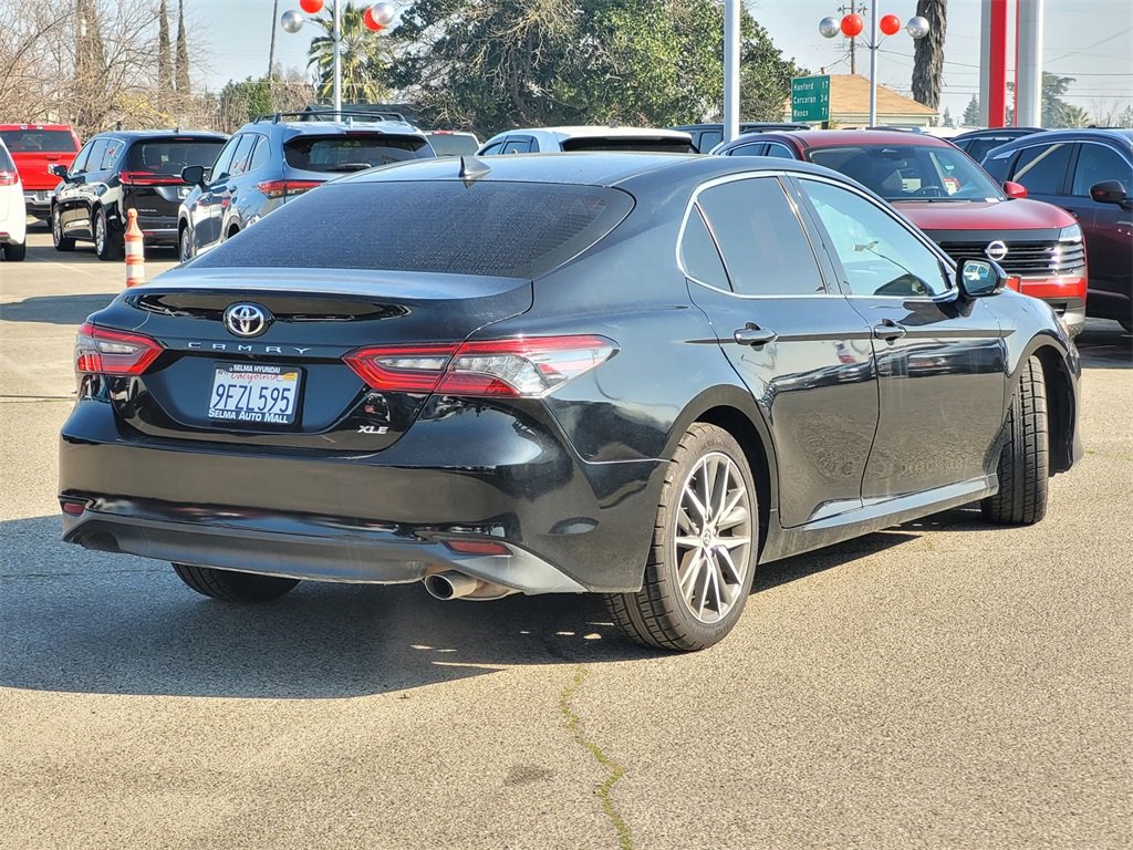 Used 2023 Toyota Camry XLE image 5