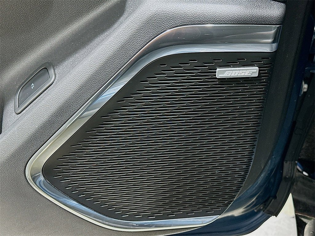 Used 2024 Chevrolet Traverse RS image 19