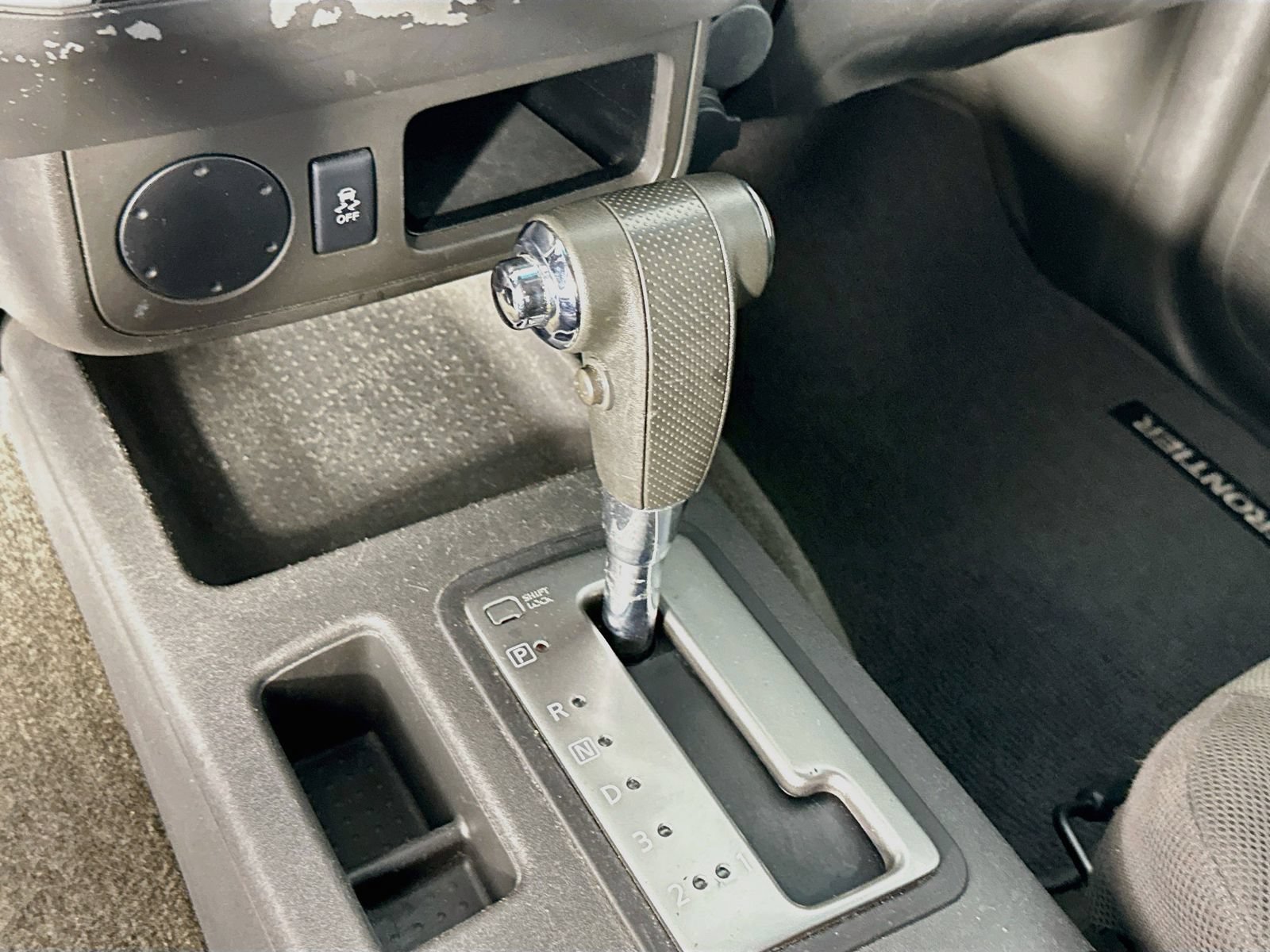 Used 2015 Nissan Frontier S RWD image 15