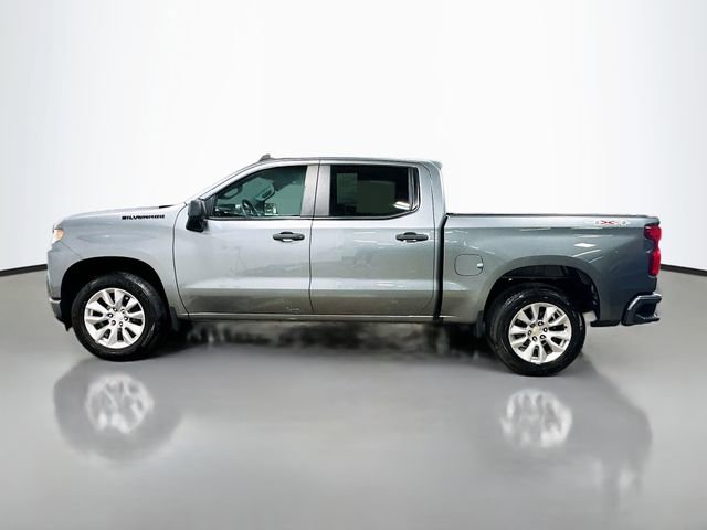 Used 2021 Chevrolet Silverado 1500 Custom w/ LPO, Dark Essentials Package AWD/4WD image 10